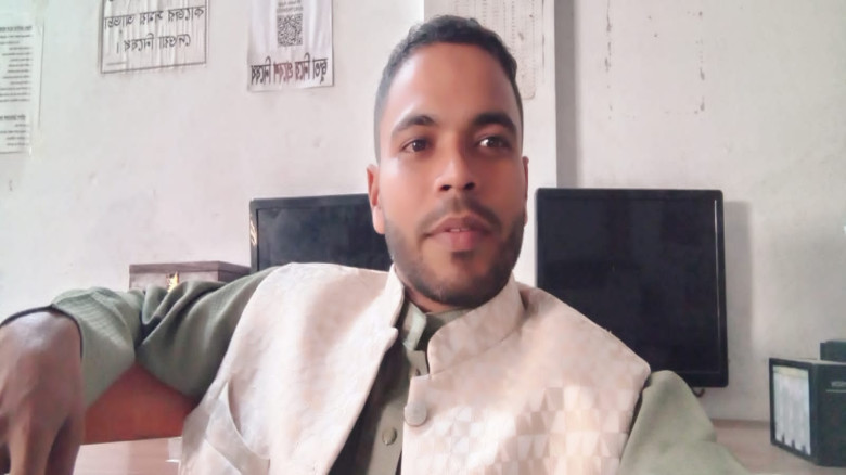 দরবারভিত্তিক বিভাজনে বন্ধ মাহফিল: লেবাসধারী সুন্নীর ভণ্ডামি 