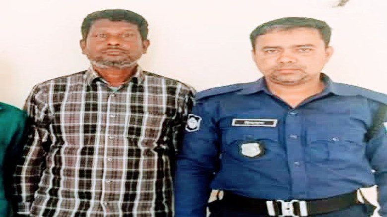 বদলগাছীতে ১২ বছরের নাতনিকে ধর্ষণের অভিযোগে প্রতিবেশি দাদা আট