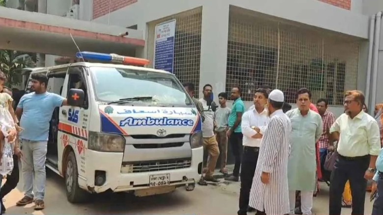 কালিয়াকৈরে গাড়ি চাপায় শিক্ষিকার মৃত্যু