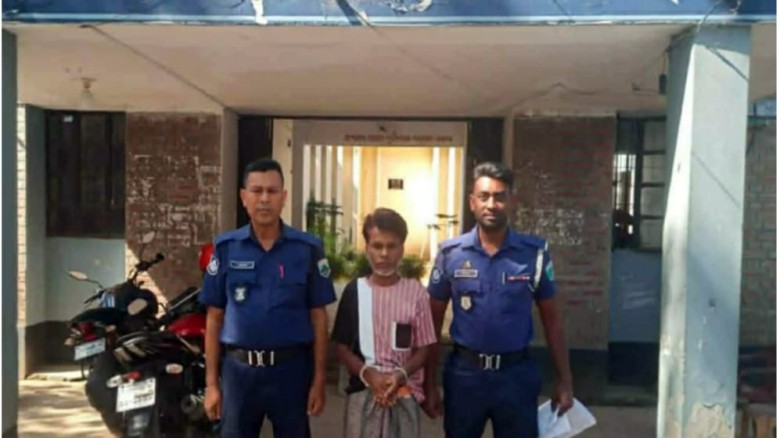 গোপন সংবাদের ভিত্তিতে তানোরে ট্যাপেন্টাডলসহ আটক