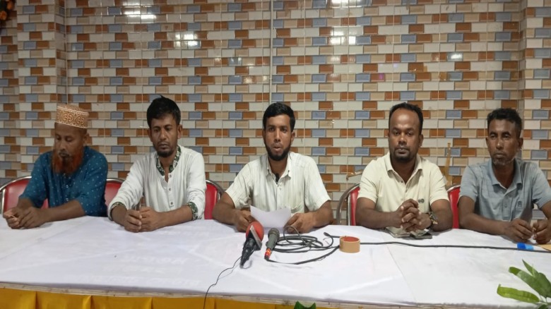 কচুয়ায় ব্যবসায়ীর কাছে চাঁদা দাবি, মারধর ও হত্যার হুমকি থানায়