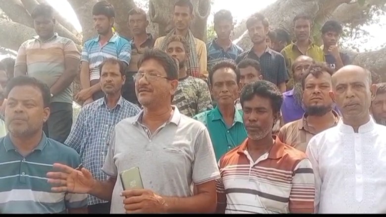 বাগমারার গোবিন্দপাড়ায় অযত্নে হারিয়ে যেতে বসেছে শ্রমজীবি মান