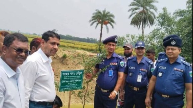 তানোরে বৃক্ষরোপণ কর্মসূচি উদ্বোধন