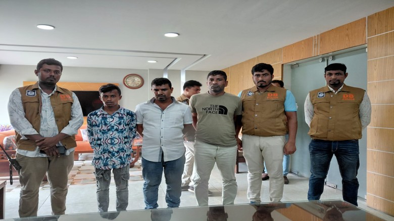 নওগাঁয় ‘শয়তানের নিঃশ্বাস’ চক্রের ৩ সদস্য গ্রেপ্তার
