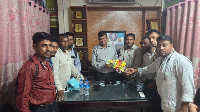 সাংবাদিকদের বস্তুনিষ্ঠ সংবাদ পরিবেশন ও মাদকের বিরুদ্ধে সোচ্চ