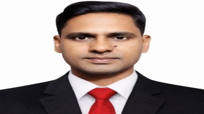 সাংবাদিককে পথরোধ করে আটকে ভয়ভীতি-নির্যাতনের অভিযোগ, চাঁদা না