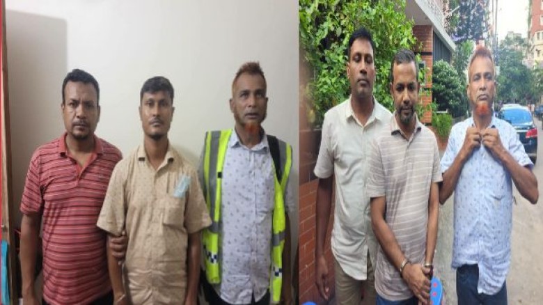 পৃথক মামলায় ‘স্বচ্ছতা রাজশাহী লিমিটেড’-এর পরিচালকসহ দুই পলাত