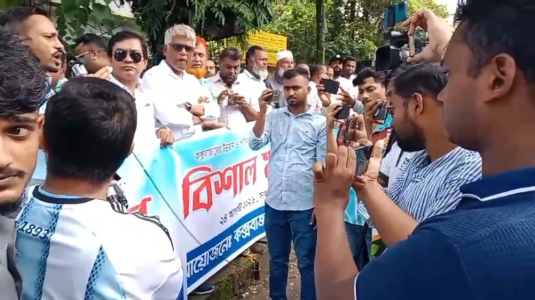 টেকনাফে পৃথক দুই মাদকবিরোধী অভিযানে ৫ হাজার ইয়াবা ও ৫ কেজি আ